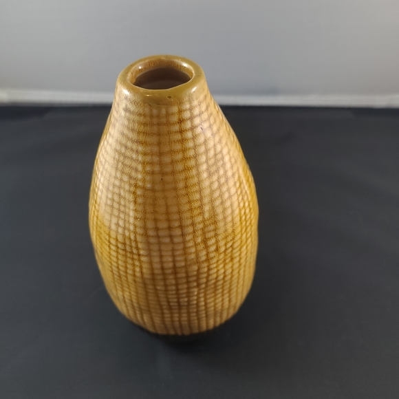 Better Homes and Gardens vases - Picture 5 of 10